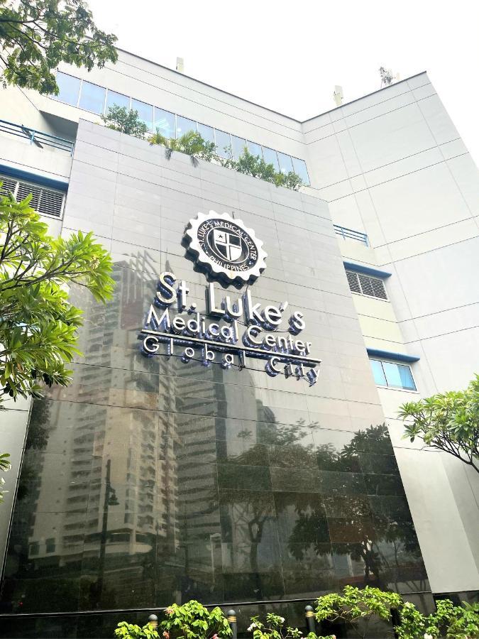 Airobedz Bgc - Near Uptown Hotel Манила Екстериор снимка